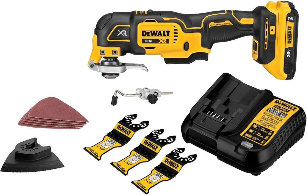 DEWALT 20V MAX XR Oscillating Multi-Tool Kit, Variable Speed (DCS356D1)