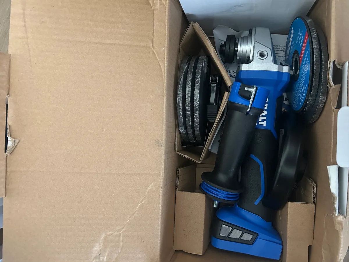 Kobalt 5-in 24-volt max Brushless Cordless Angle Grinder (Battery Not Included)